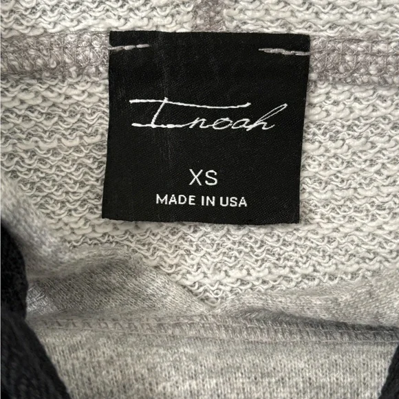 Inoah Wearable Art cat design pullover gray XS - Picture 3 of 3